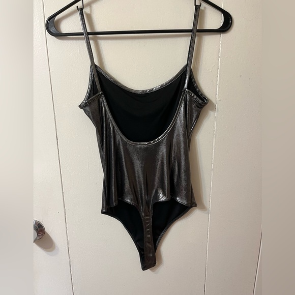Silver bodysuit - Picture 3 of 3